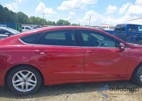 2014 Ford Fusion Se z USA, uszkodzony, nr VIN 3FA6P0H71ER112584